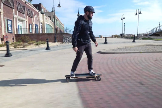 veymax roadster x4 electric skateboard riding in American street