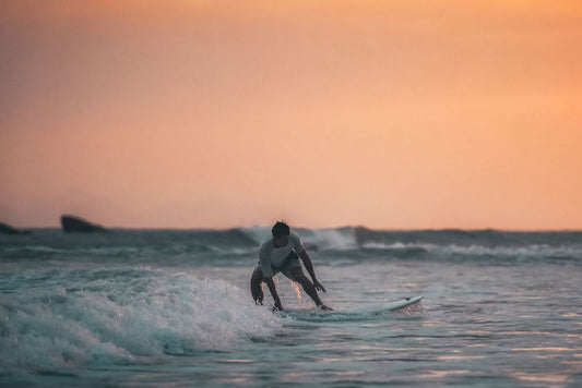 Comparison of E-surfboard and Hydrofoil