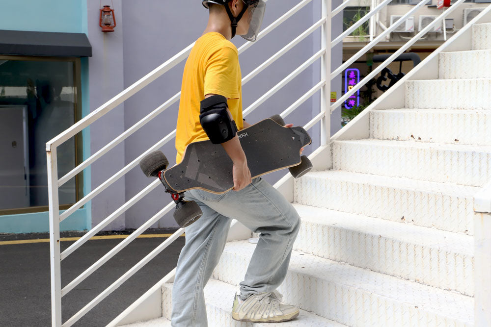 Portable Veymax Electric Skateboard