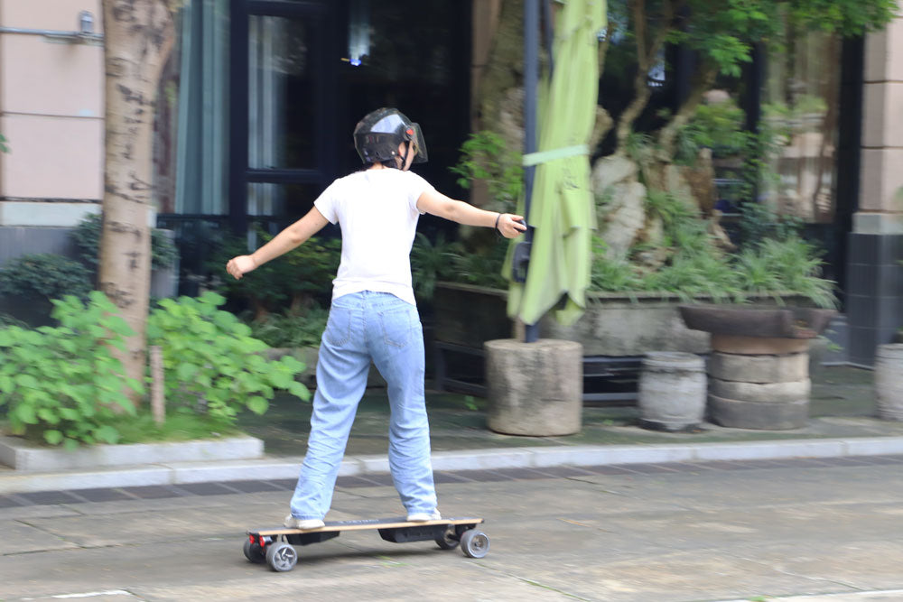 Wear Appropriate Clothing to Ride E-boards
